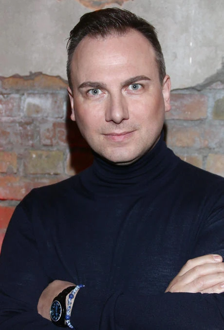 Person: Tim Raue