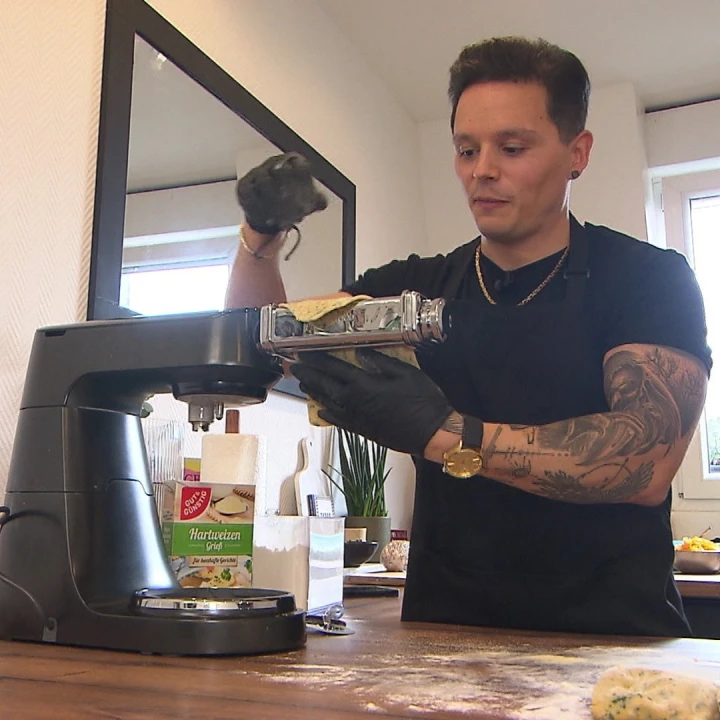 Timos Pastateig misslingt: Perfektionismus trifft auf Realität beim „Perfekten Dinner“ im Saarland — image 6